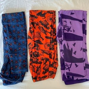 One Size LLR leggings.